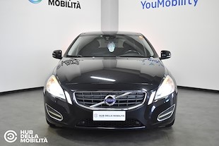 VOLVO V60 DRIVe Momentum